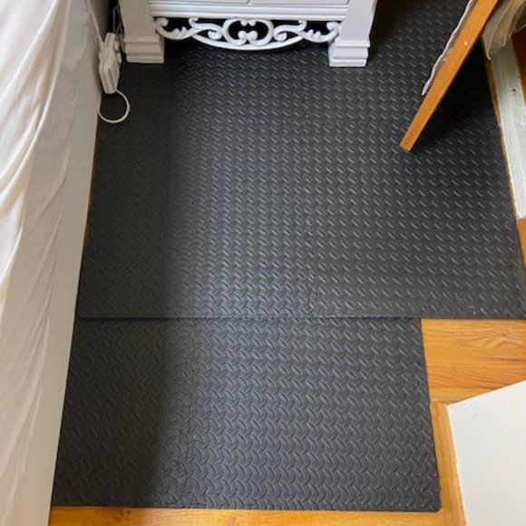 Amazon ProsourceFit Puzzle Exercise Mat ½”, 6 Tiles - Picture 1 of 1